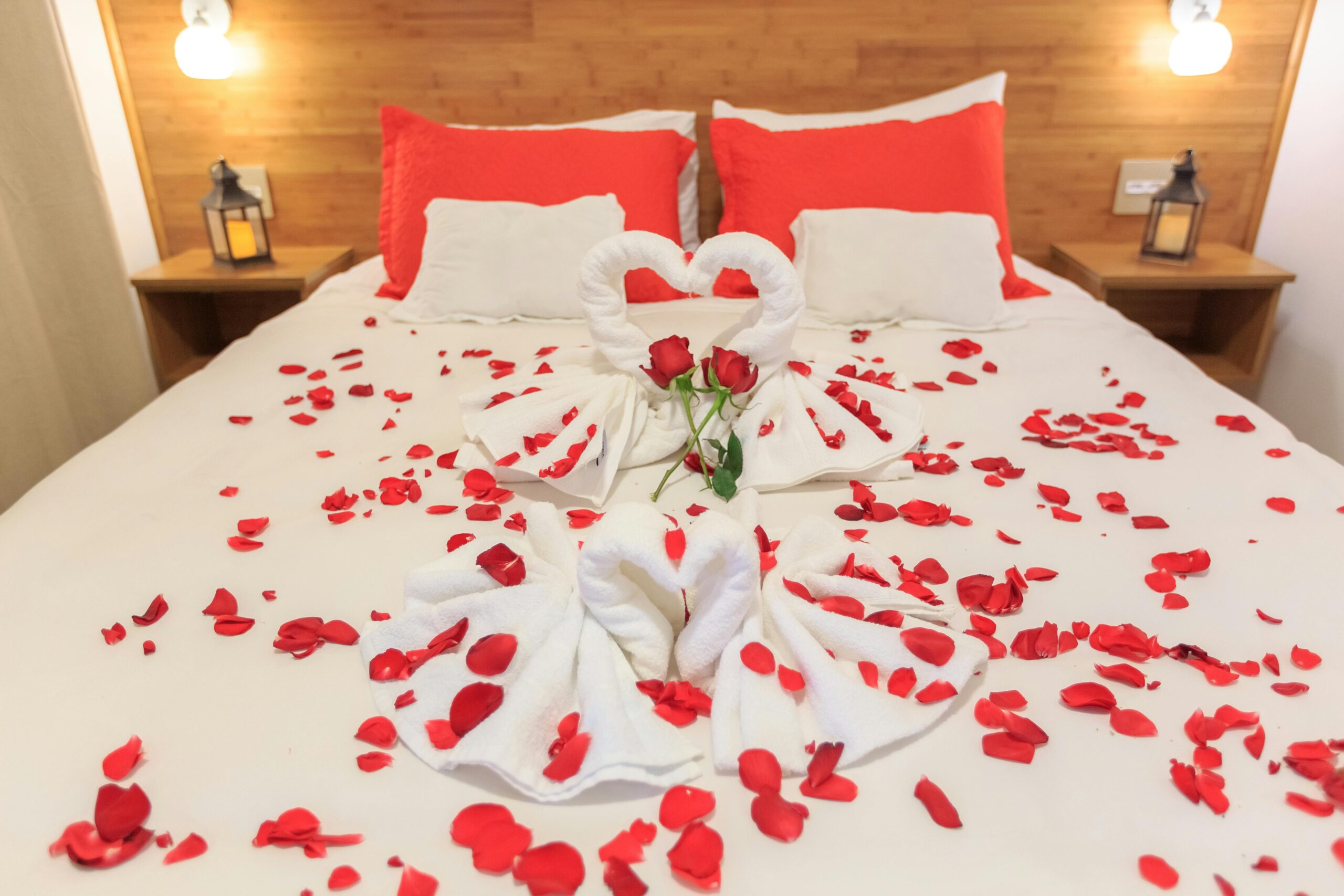 Servicios románticos que proveen los cruceros para las lunas de miel o bodas a bordo